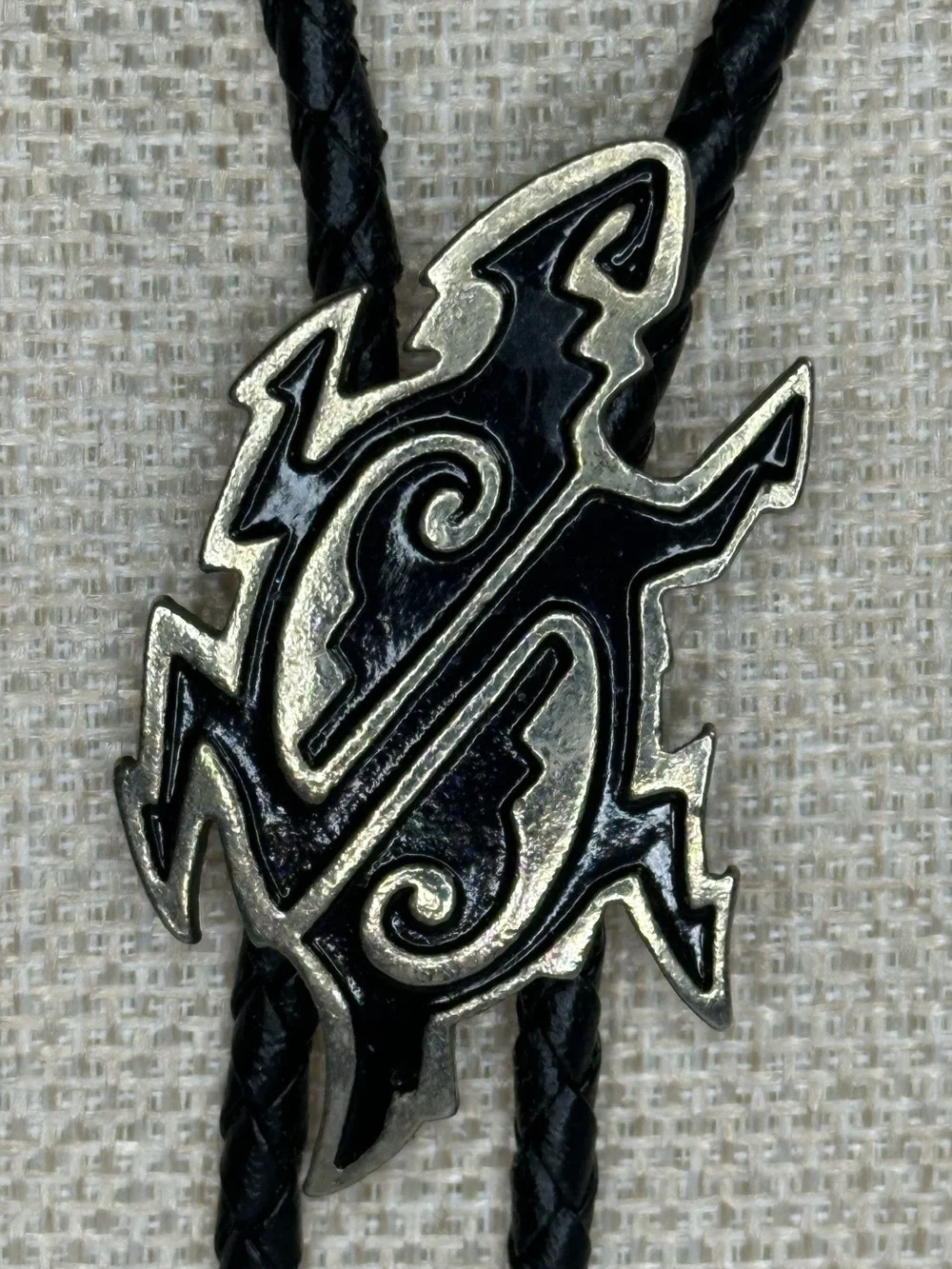 Vintage Southwestern Bolo Tie With Lizard/Horny Toad Motif